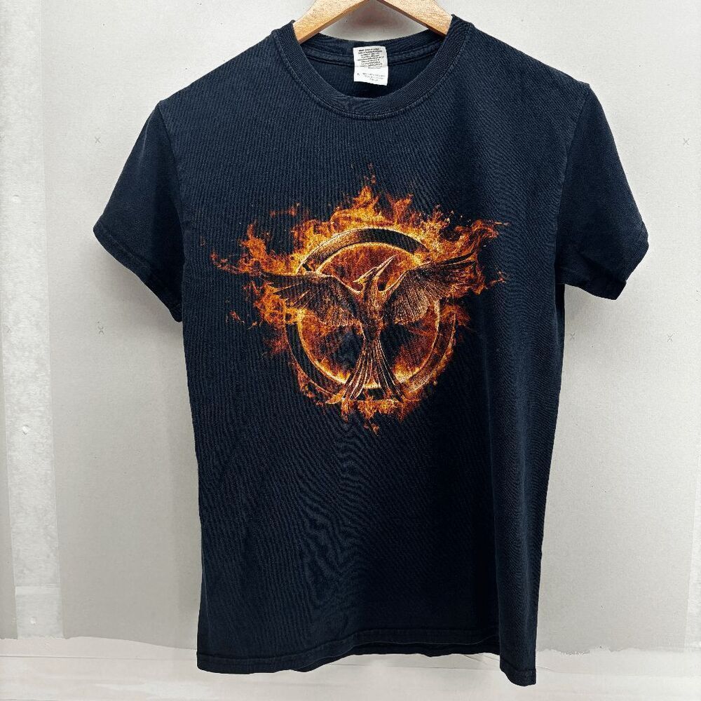 Hunger Games T-Shirt Black Size S Mockingjay Part 2‎ Fire Logo 100% Cotton